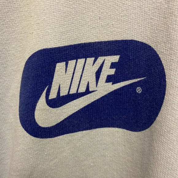 Vintage Nike Y2K Center Logo Hoodie - Picture 3 of 10